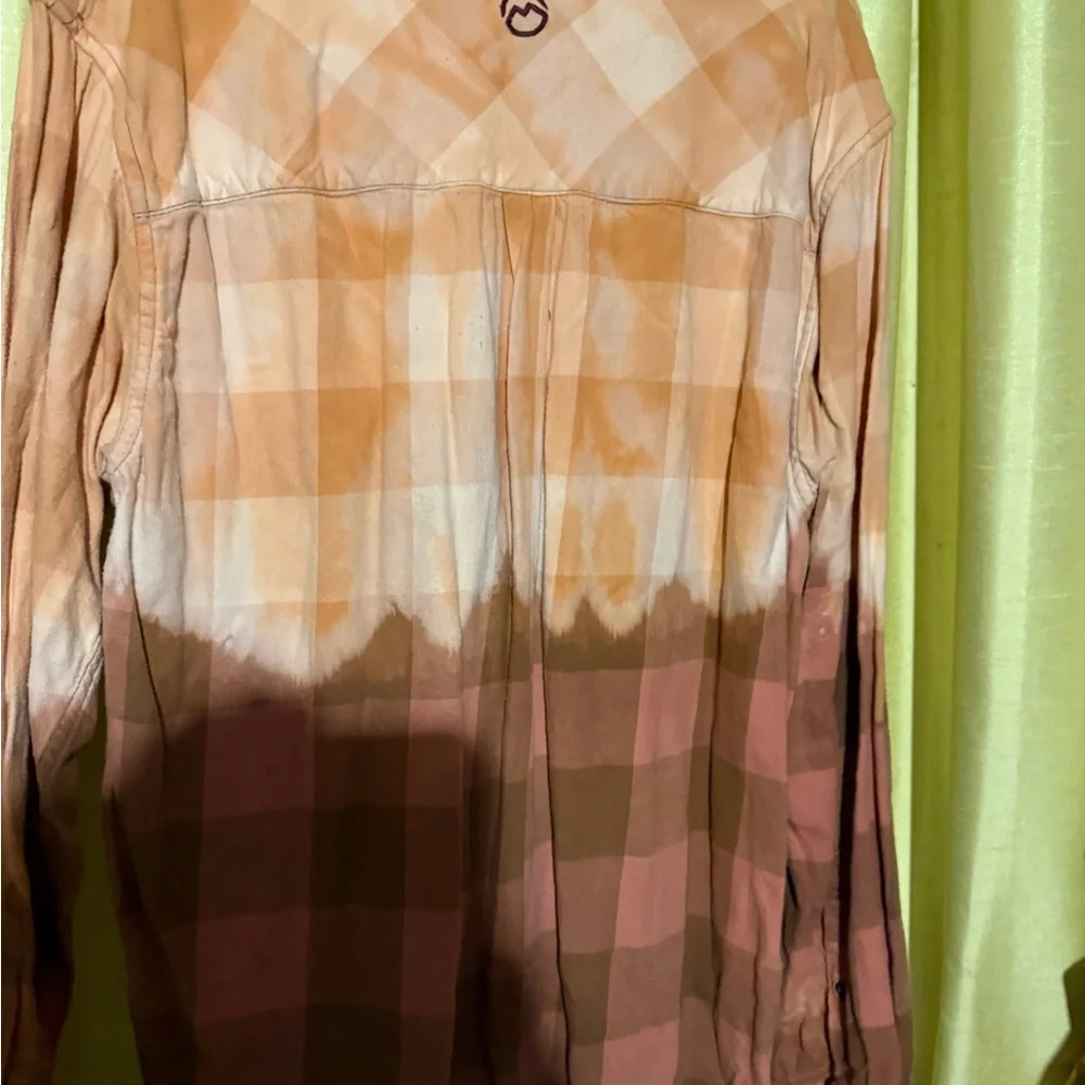 Magell bleached flannel women size large excellent condition - Picture 2 of 3